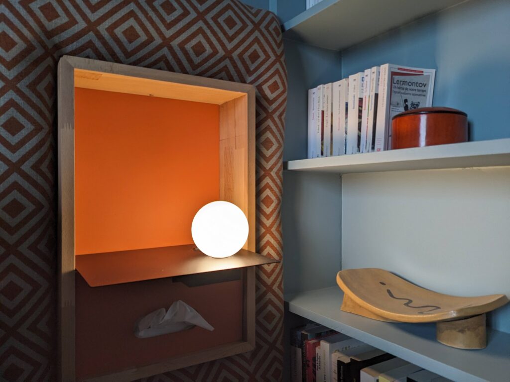 Tête de lit molletonnée entièrement sur mesure